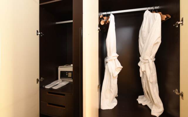 Ansen Suites Hotel