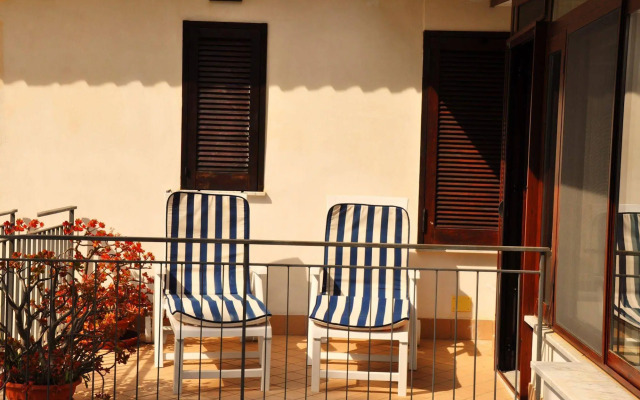 Villa Laura Apartment Sea View