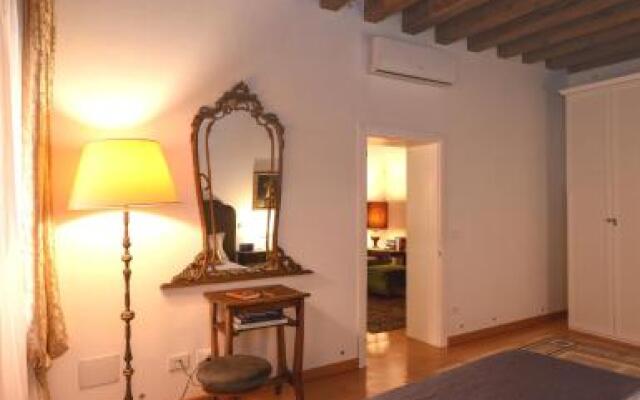 Leone Marciano Venice Apartment with independent and private entrance