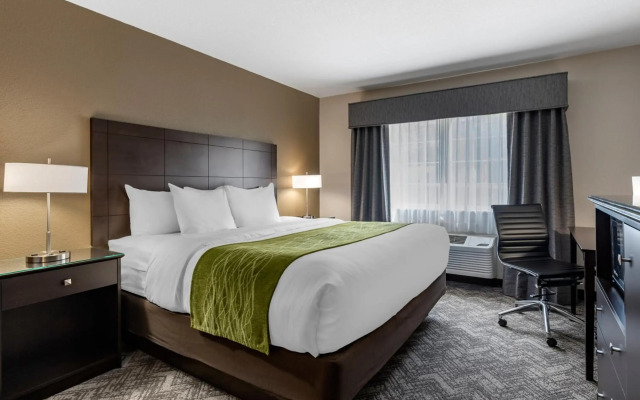 Comfort Inn & Suites Tualatin - Lake Oswego South