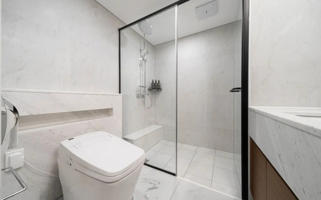 Le collective Gangnam SAC Signity