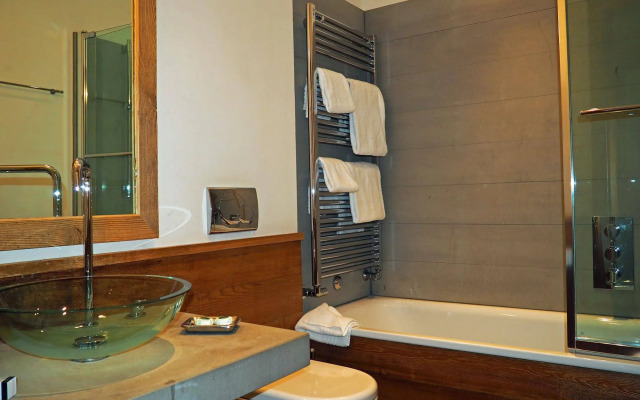 Maloja Club House