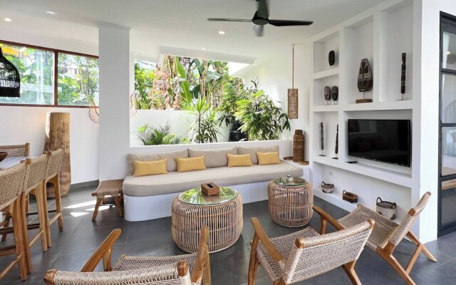 Casa Carolina Bali - Great 3 Bdr - Tumbak Bayuh Canggu