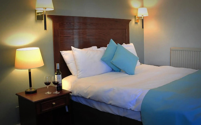 Red Lion Hotel by Greene King Inns