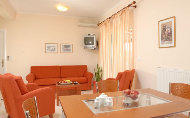 Luxury Villa Lemonia With Private Pool