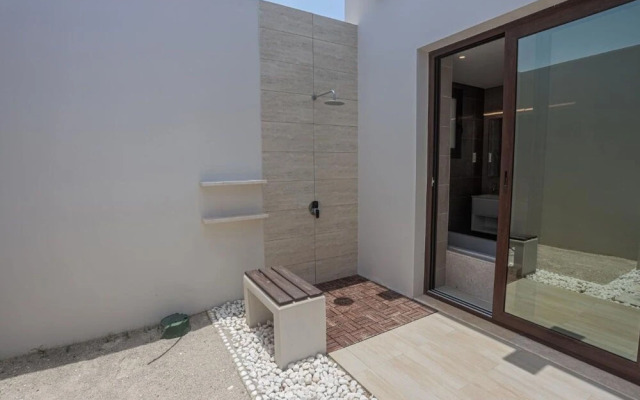 Refined Marina View Retreat