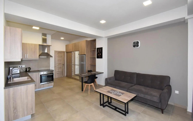Koghbatsi street, 1 bedroom New eurorenovated, Modern apartment KO1612