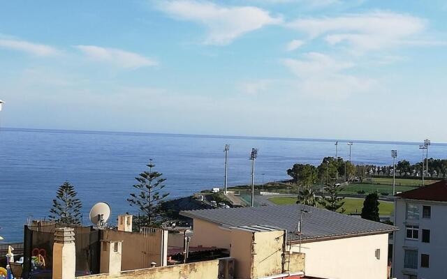 SEMERIA 26 vista mare e posto auto