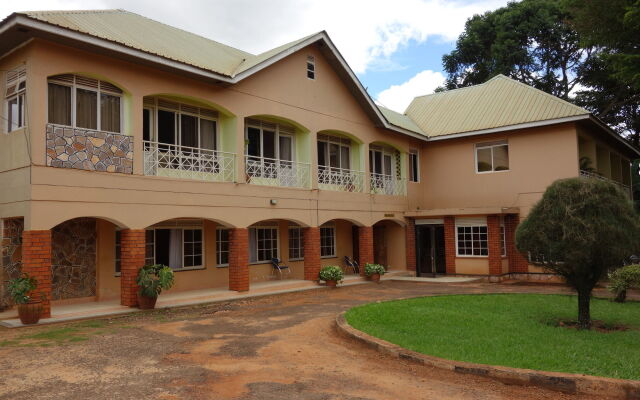 Jinja Safari Hotel