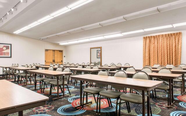 Quality Inn & Suites Miamisburg - Dayton South