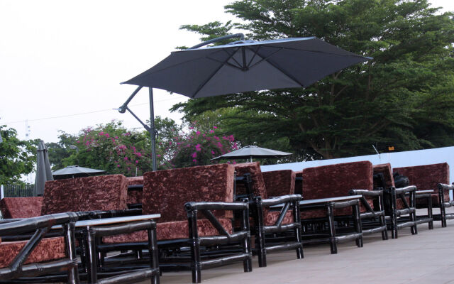 Accra Luxury Lodge Hotel