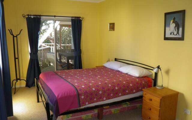 Azalea, 17 Boulder Bay Road