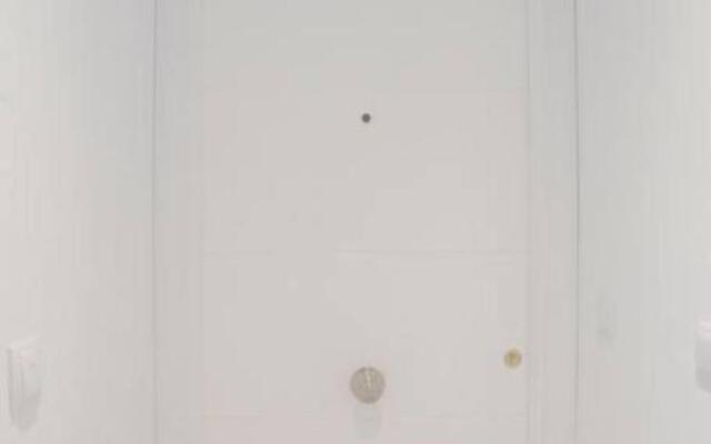 Charming Studio in Cuatro Caminos Area