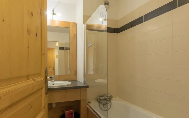 Apartment in Orcieres With Ski Slope Access