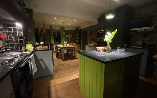 Downton Lodge Country B&B