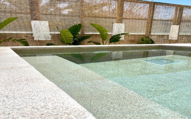 Atma Beach Rooms & Suites