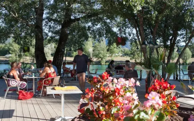 Vivacamp Le Lac Bleu