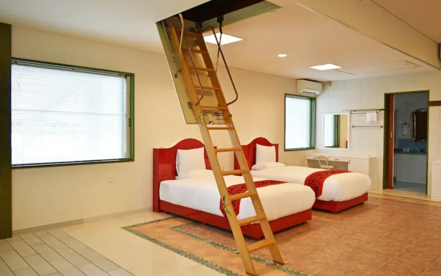 Kaiho Fusaki main building