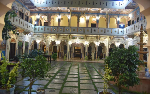 Hotel Shahi Palace