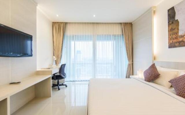 Roomromo Residence by Rompo