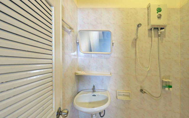 Krabi Grand Place Hotel