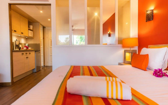 PALM COURT RESIDENCE 4 Stars