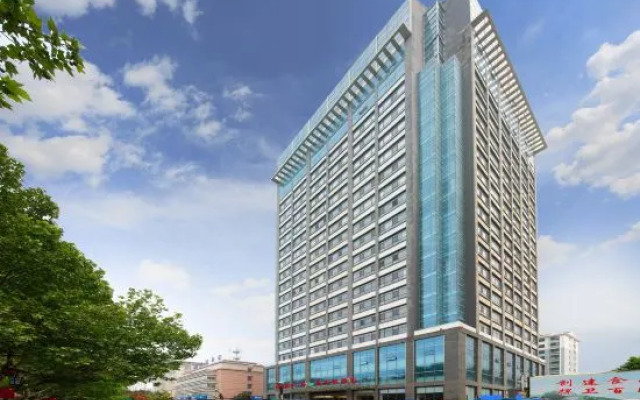 Vienna Hotel (Qingzhou Ancient City)