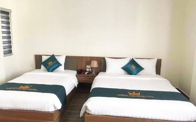 White Crown Hotel