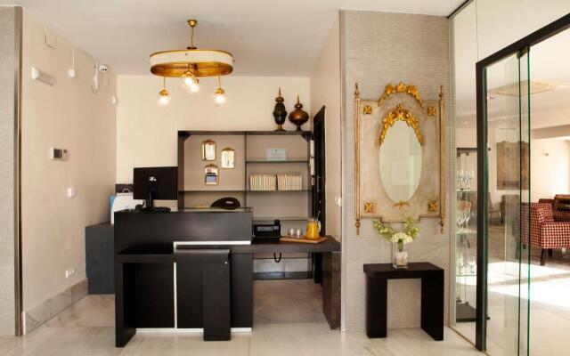 Hotel YIT El Postigo