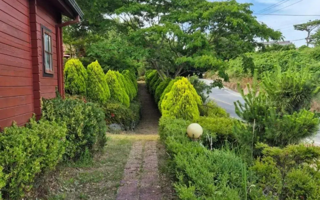 Taean Log House Pension
