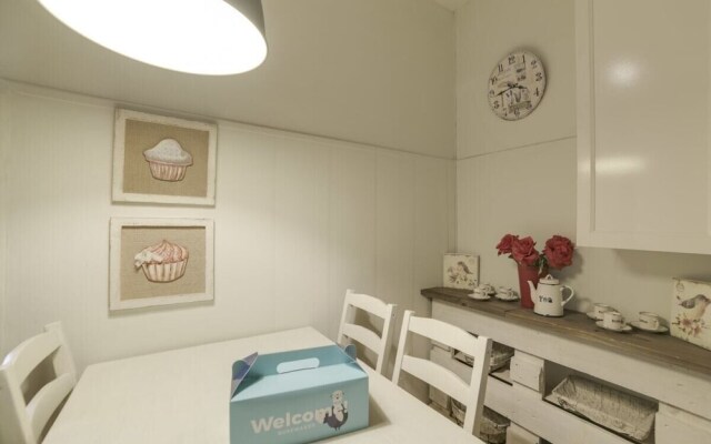 Lovely 2bed W/terrace in Lesseps, Near Park Güell
