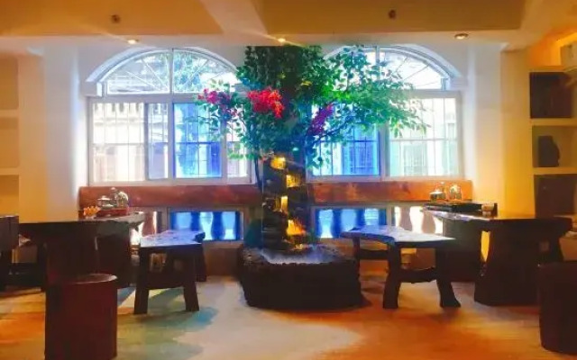 Bozhou Homestay (Xitianmiao Qilou Old Street Branch)