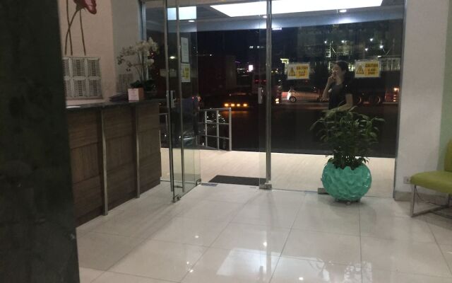 OFW at Crowne Bay Tower