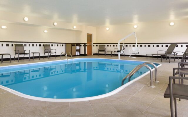 Fairfield Inn by Marriott Kankakee Bourbonnais