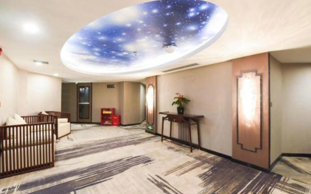 Chongqing Jinchuan Hotel