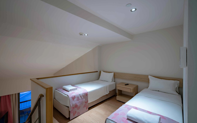 Royal Teos Thermal Resort Clinic & Spa - Halal Hotel