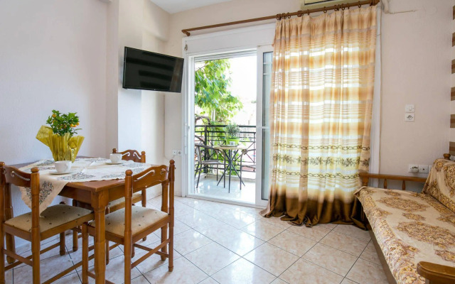 Lina Apartments