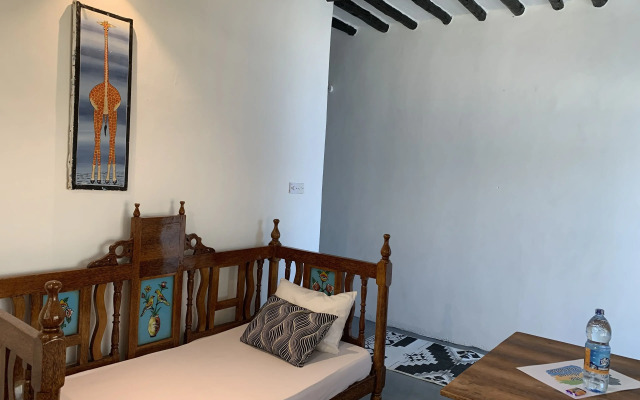 African Paradise Beach Hotel