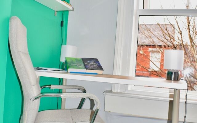 Traditional 4 Bedroom Home in Trendy Ranelagh