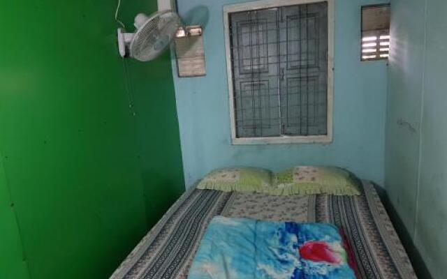 Myitta Yeik Guest House-Burmese Only