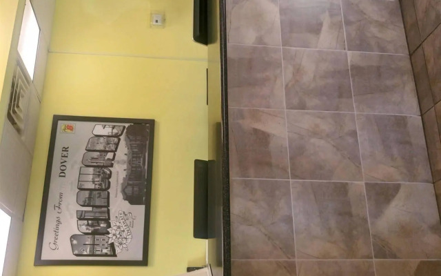 Super 8 by Wyndham Dover