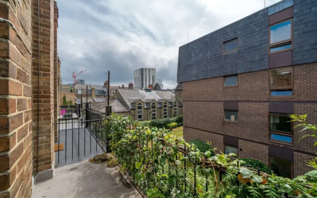 Modern flat near Battersea Park