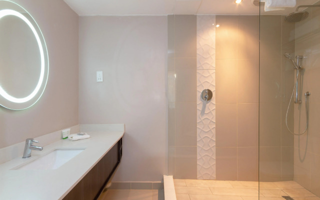 Holiday Inn Johannesburg Sunnyside Park by IHG