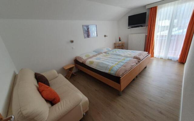 Apartmenthaus Holiday