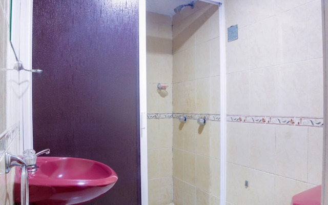 OYO Hotel Del Centro