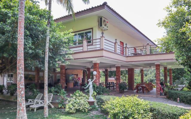 OYO 742 View Pruksa Resort