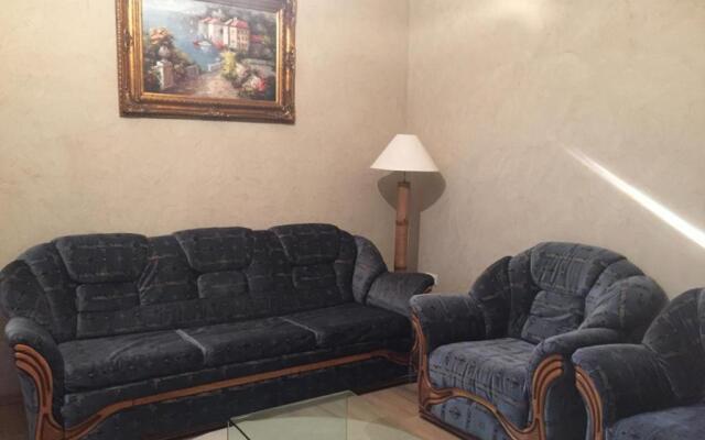 Apartament la curte Reset Club