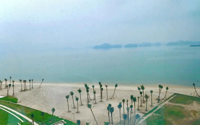 Alacarte Ha Long Bay By Azure