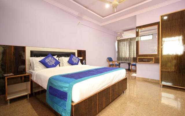OYO 7096 Elite INN