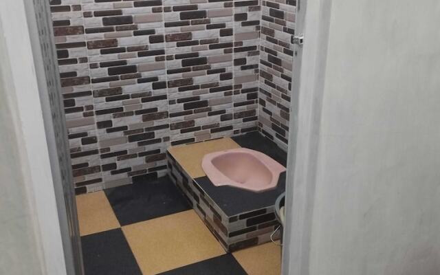 EXPRESS O 92070 Mando Homestay Syariah Near KANTOR LURAH Bukik Apik Puhun